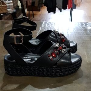 Nine West Sandles